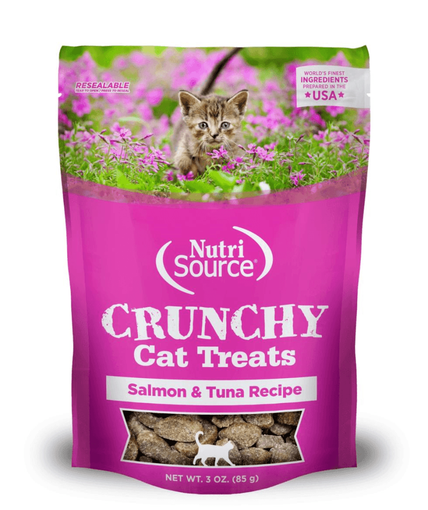 0001 Crunchy Cat Treats Sal 3 oz